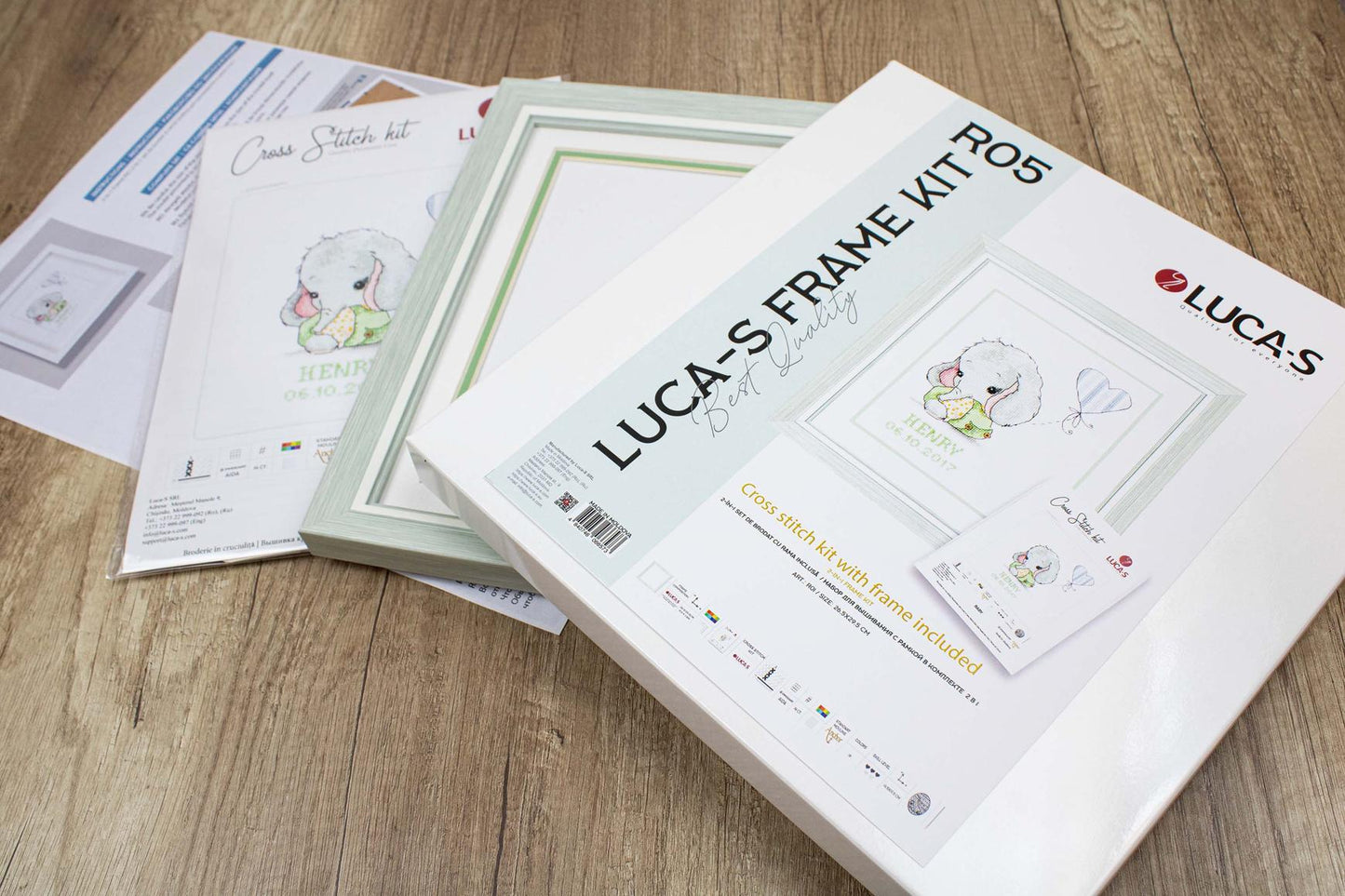 Set de brodat cu rama inclusă Luca-S, R05