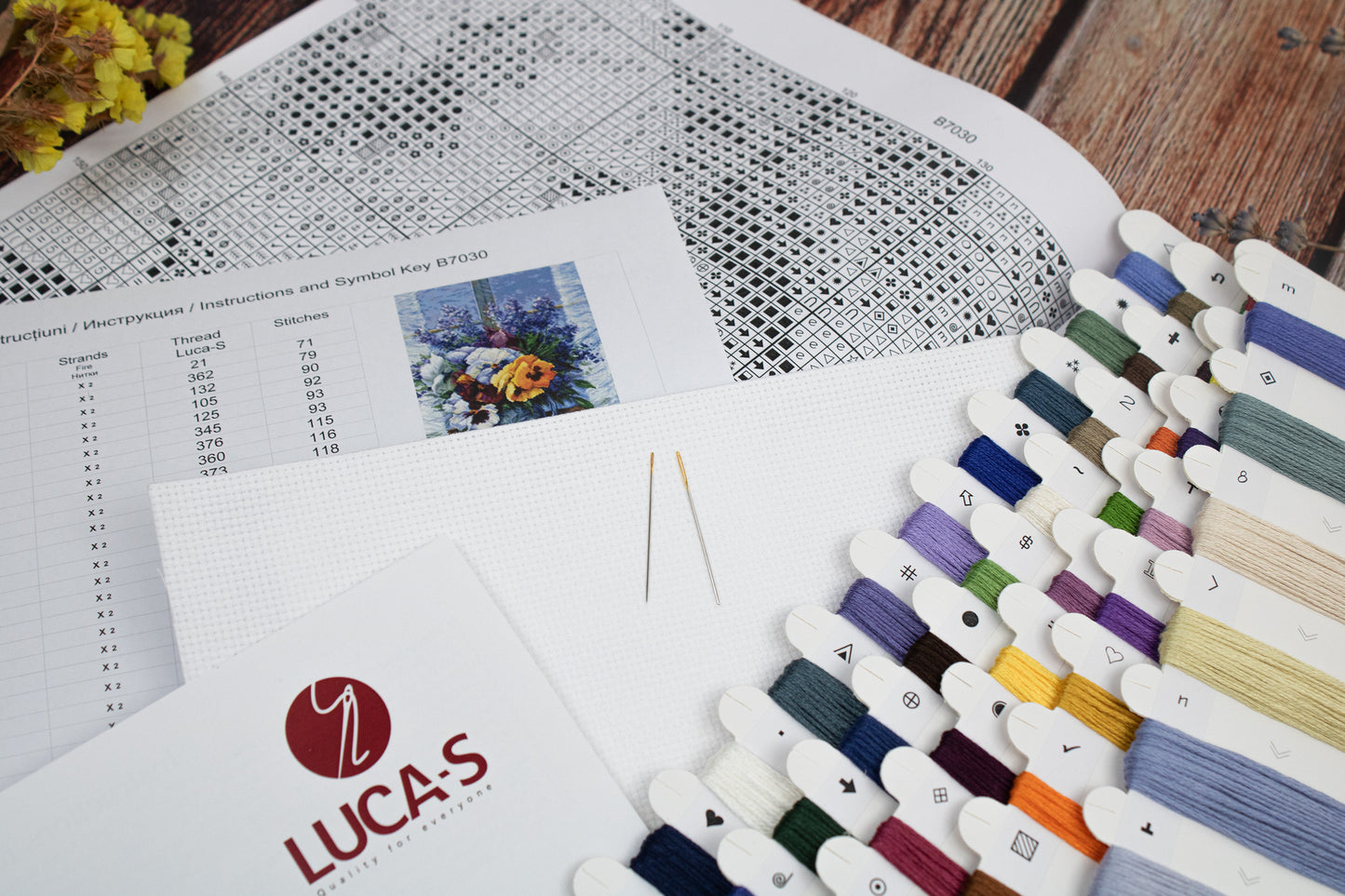 Set de brodat în cruciuliță Luca-S - Buchet cu Panseluțe