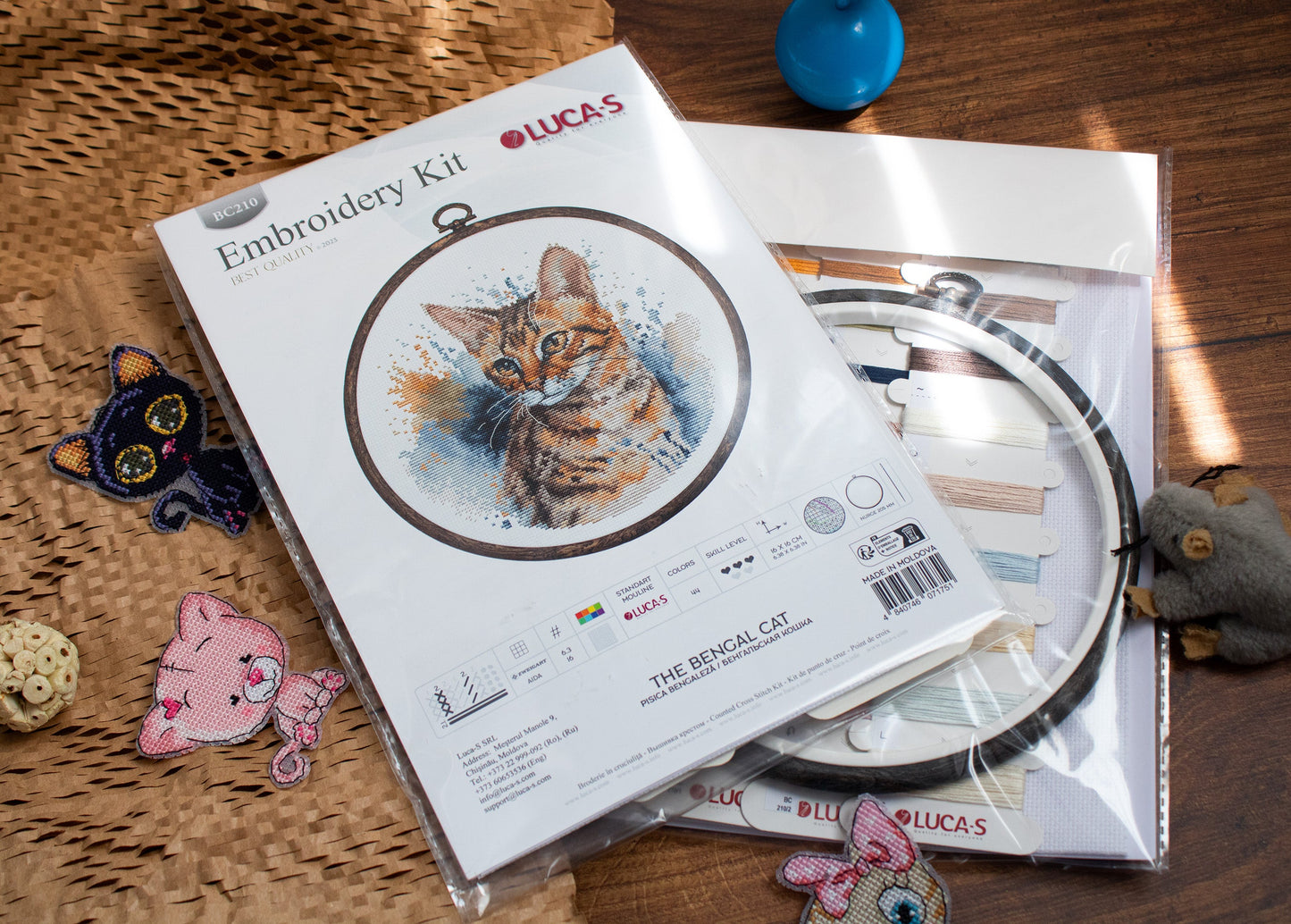 Набор для вышивания с рамкой Luca-S - BC210 Bengal Cat