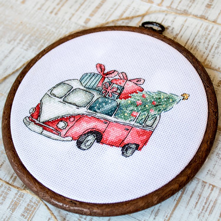 Set de broderie Letistitch  - Christmas Retro Cars / Kit of 5, Leti965